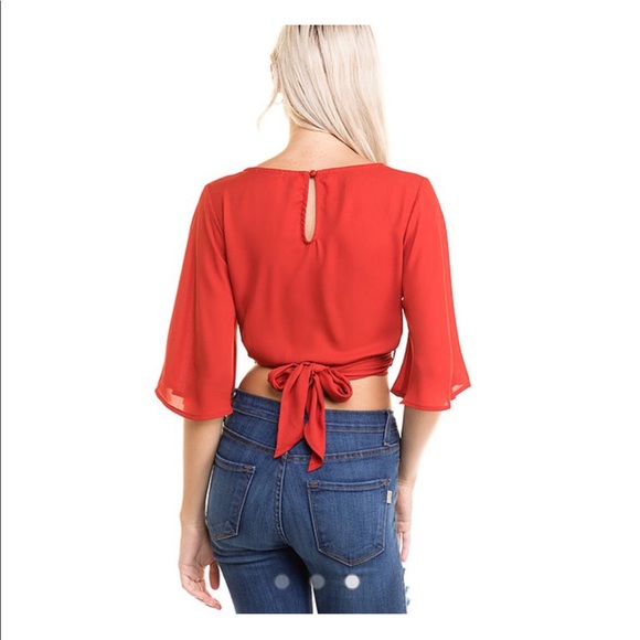 3/4 Sleeve Cross Front Tie Back Crop Top - Picture 3 of 4